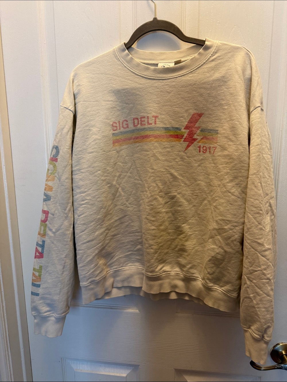 Sigma Delta Tau Cream Graphic Crewneck Sweatshirt and Pants Set